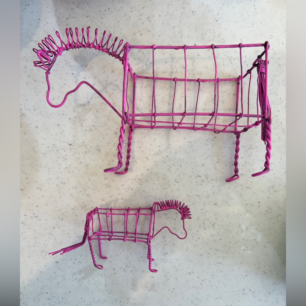 Handmade Pink Pony Club Wire Horse Set